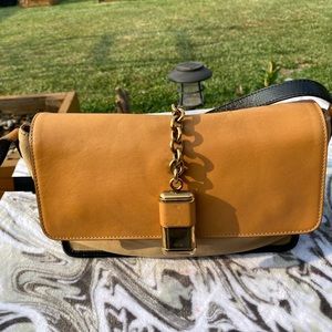 ⭐️SOLD⭐️Chloe Shoulder Bag  Light Brown Leather
